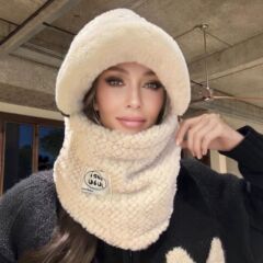 帽子围脖一体女秋冬保暖护耳帽骑行毛绒帽防风防寒加厚套头帽跨境