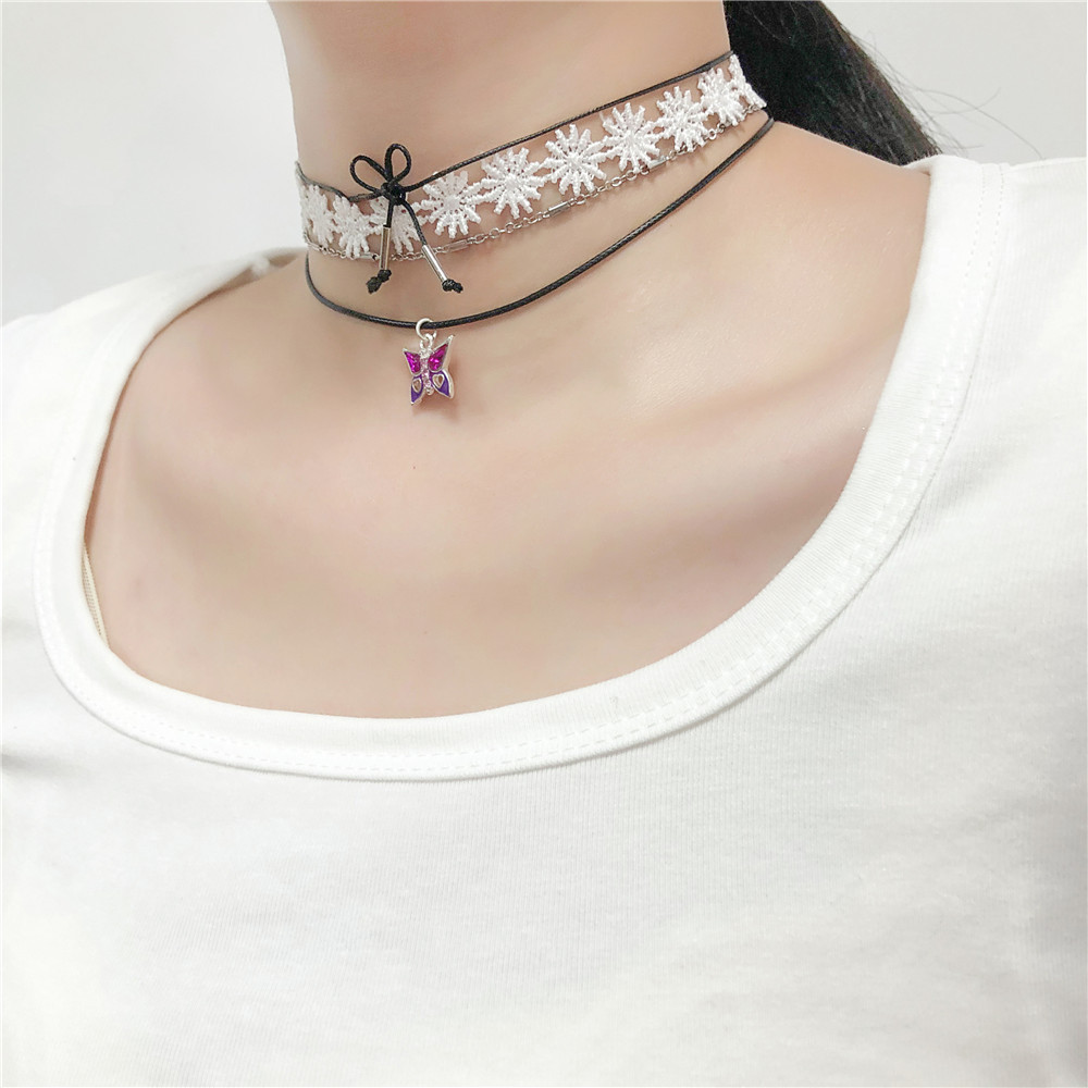 Europäische Und Amerikanische Spitze Blume Bogen Schlüsselbein Kette Mode Schmetterling Anhänger Halsband display picture 4