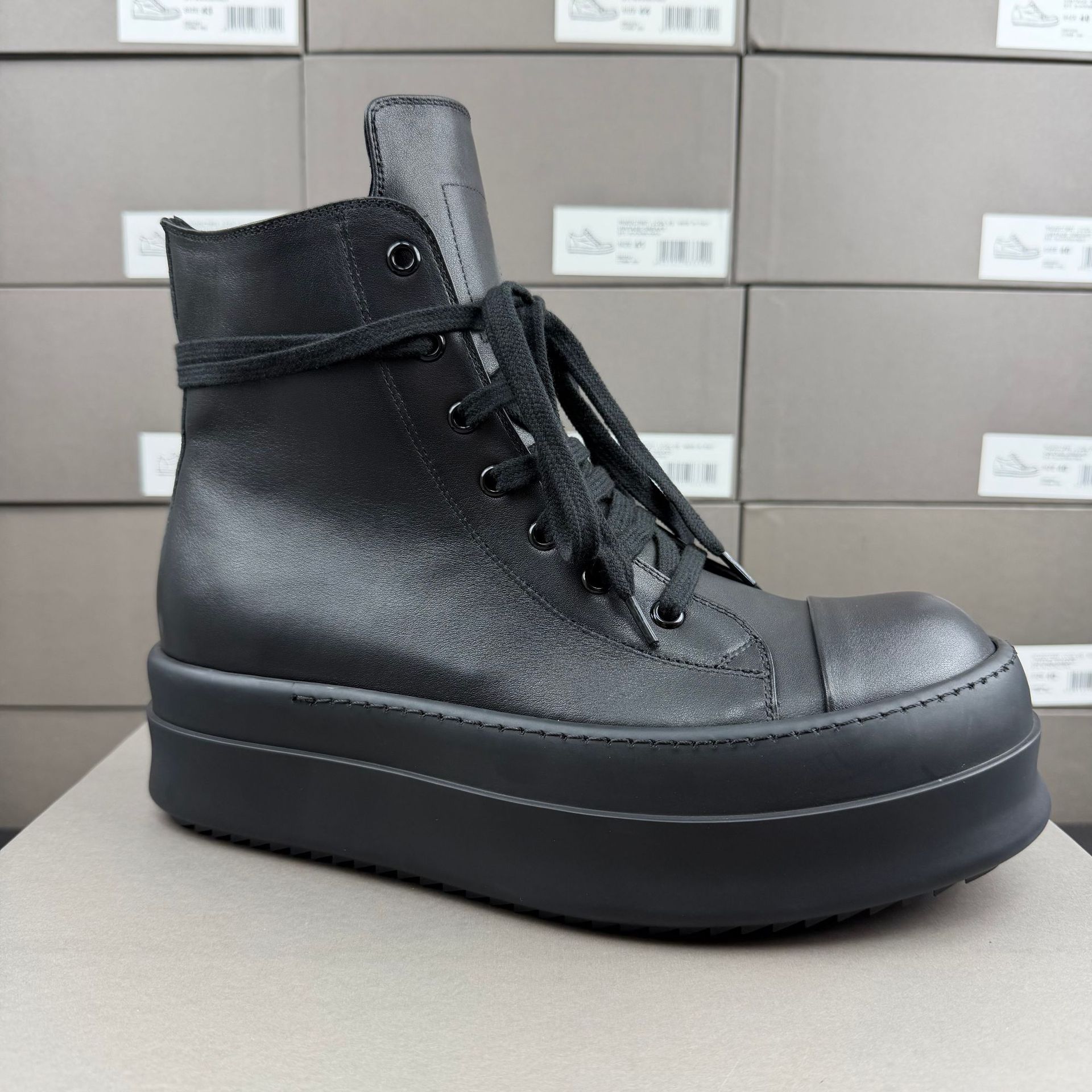 Ro New Thick-Soled Sports Casual Shoes for Men, Dark Style High-Top Shoes, Genuine Leather Shoes for Women, Short Boots, Street Sneakers