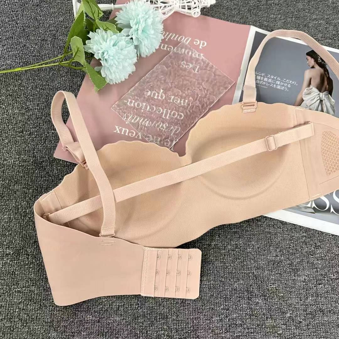 Nuevo estilo de verano brillante sin marcas cómodas ropa interior brillante sexy desnudo sujetador contra el pecho contra la caída del sujetador