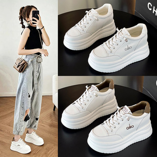 ��Ƥ���С��ЬŮ2026�����¿�ٴ�����8cm�ɸ��ЬŮ�\�����eЬ