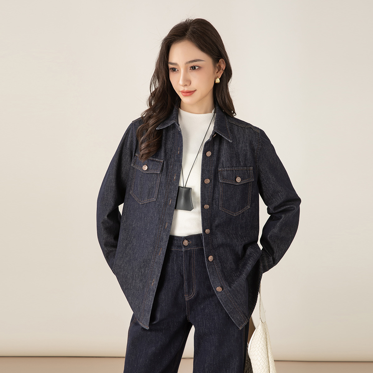 抓绒丹宁宽松牛仔衬衫女2025冬季盐系宽松百搭上衣休闲外套