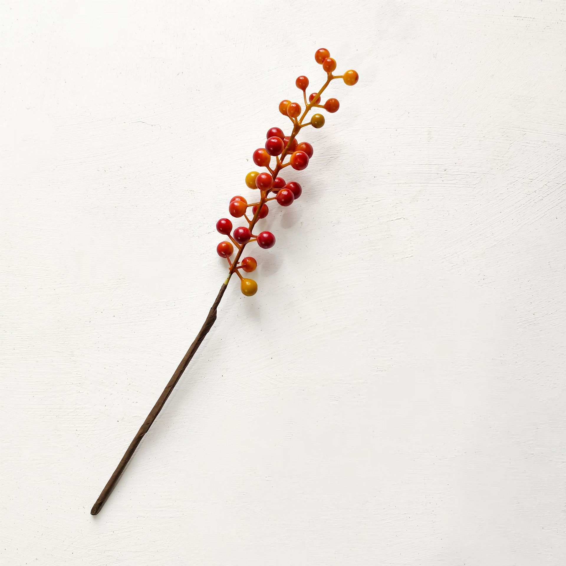Simulación de bayas rojas ramas de espuma material rico fábrica de frutas venta directa props de disparo decoración accesorios de bola hecha a mano image 14