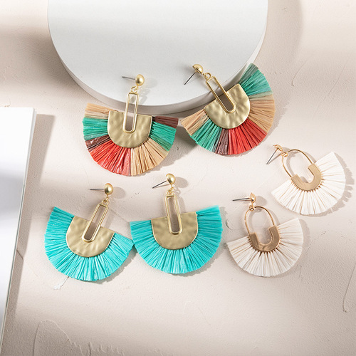 Ins internet celebrity style tassel earrings for women spring and summer new holiday high-end raffia earrings trendy wholesale