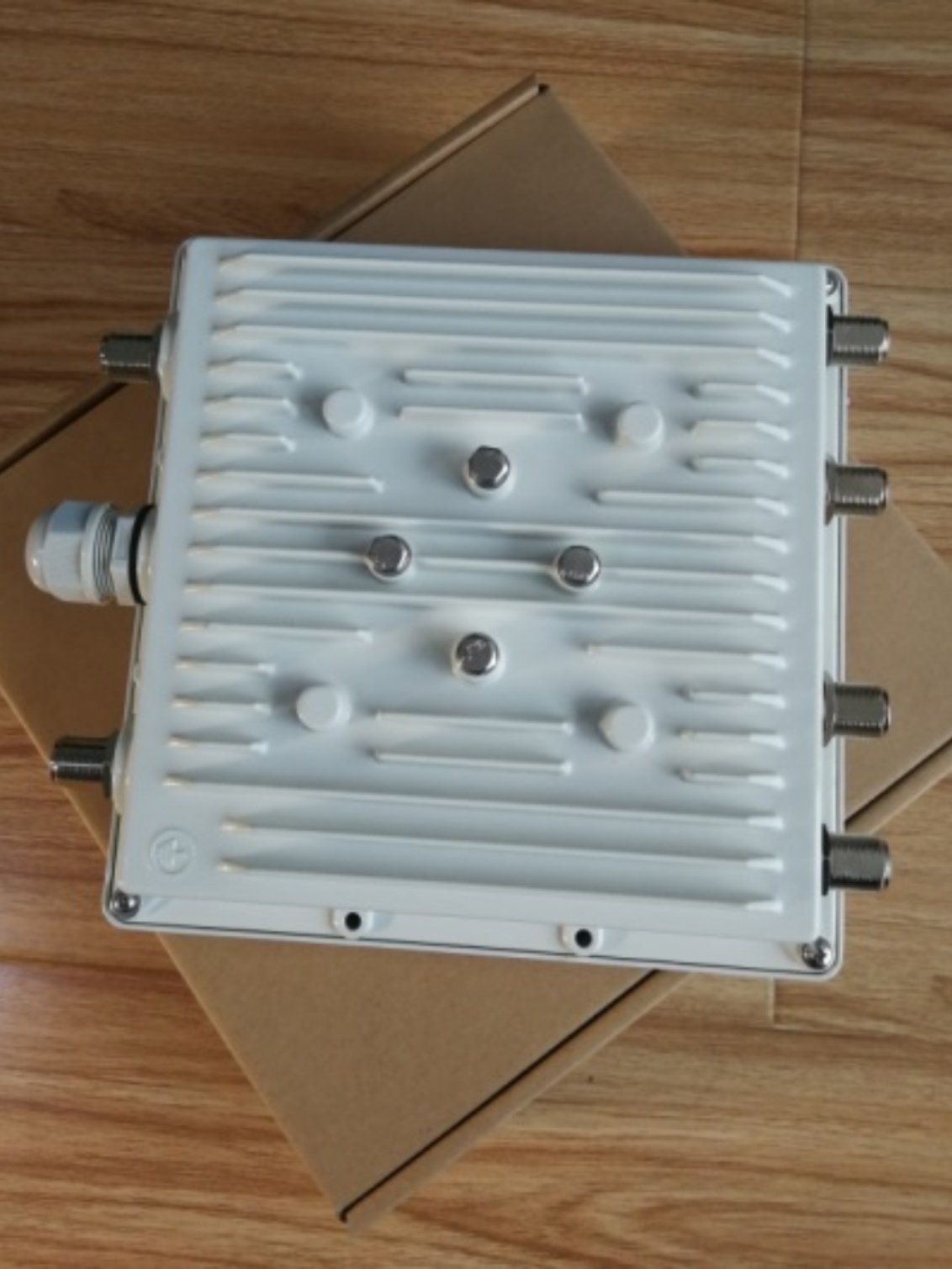 室外WiFi基站路由器AP网桥CPE探测器DTU金属外壳铸铝zigbee盒