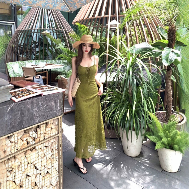 Vacation Style Retro Jacquard Suspender Dress for Women, Summer Waist-Cinching Green Dress, Sexy Bodycon Skirt, A-Line Long Skirt