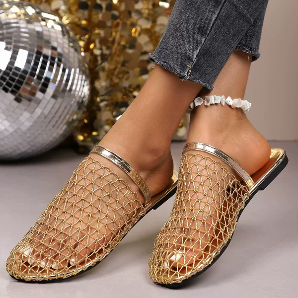2026 New Cross-Border Fashionable Hollow Mesh Flat Sandals with Large Size Fishnet Design for Beach Use