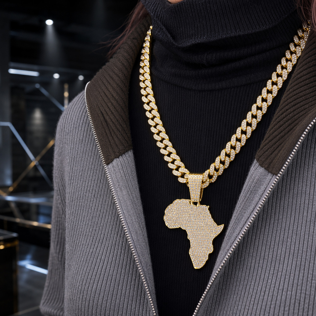 Collar con colgante de mapa con diamantes personalizado, cadena cubana, estilo hip-hop europeo y americano, moderno y genial, cadena para la clavícula, accesorio.