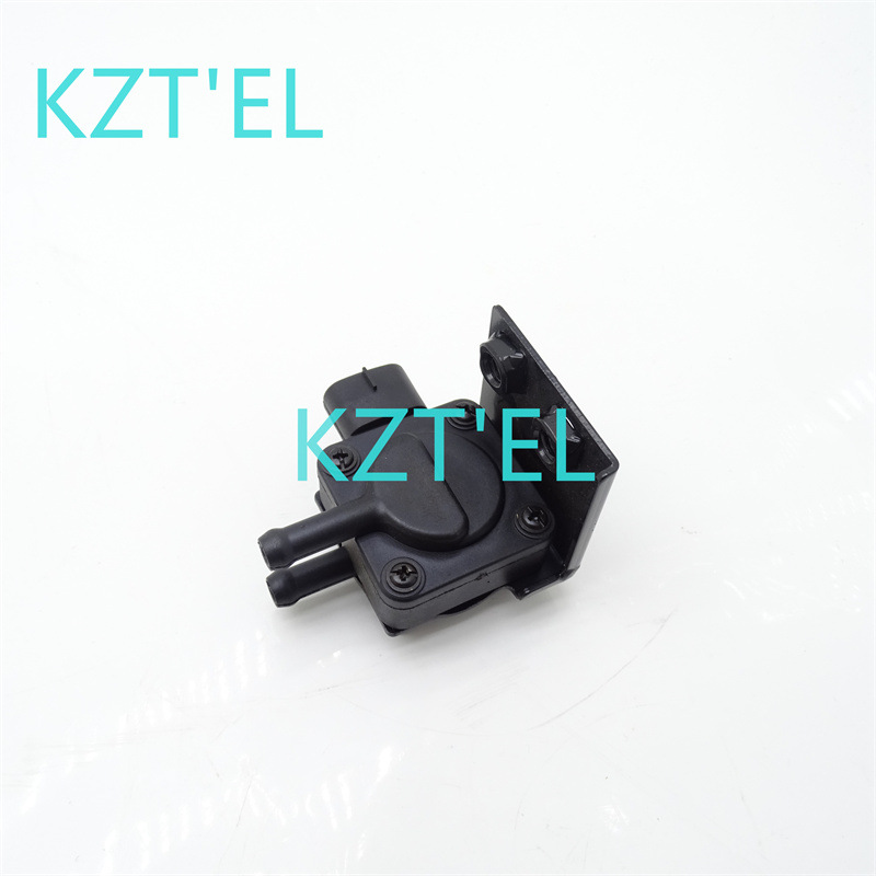 挖掘机零配件 8-97359985-2 压力传感器 适用于五十铃 8973599852