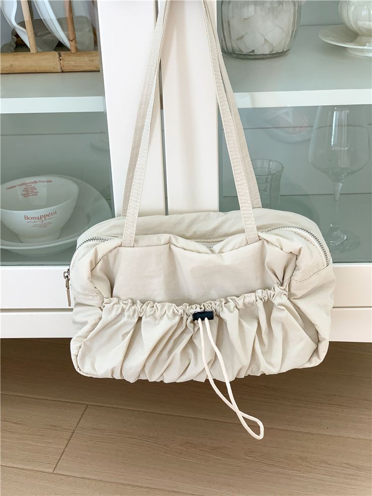 Pleated high-end underarm niche commuting tote shoulder feminine temperament, new high-capacity nylon bag, female_voghion.com