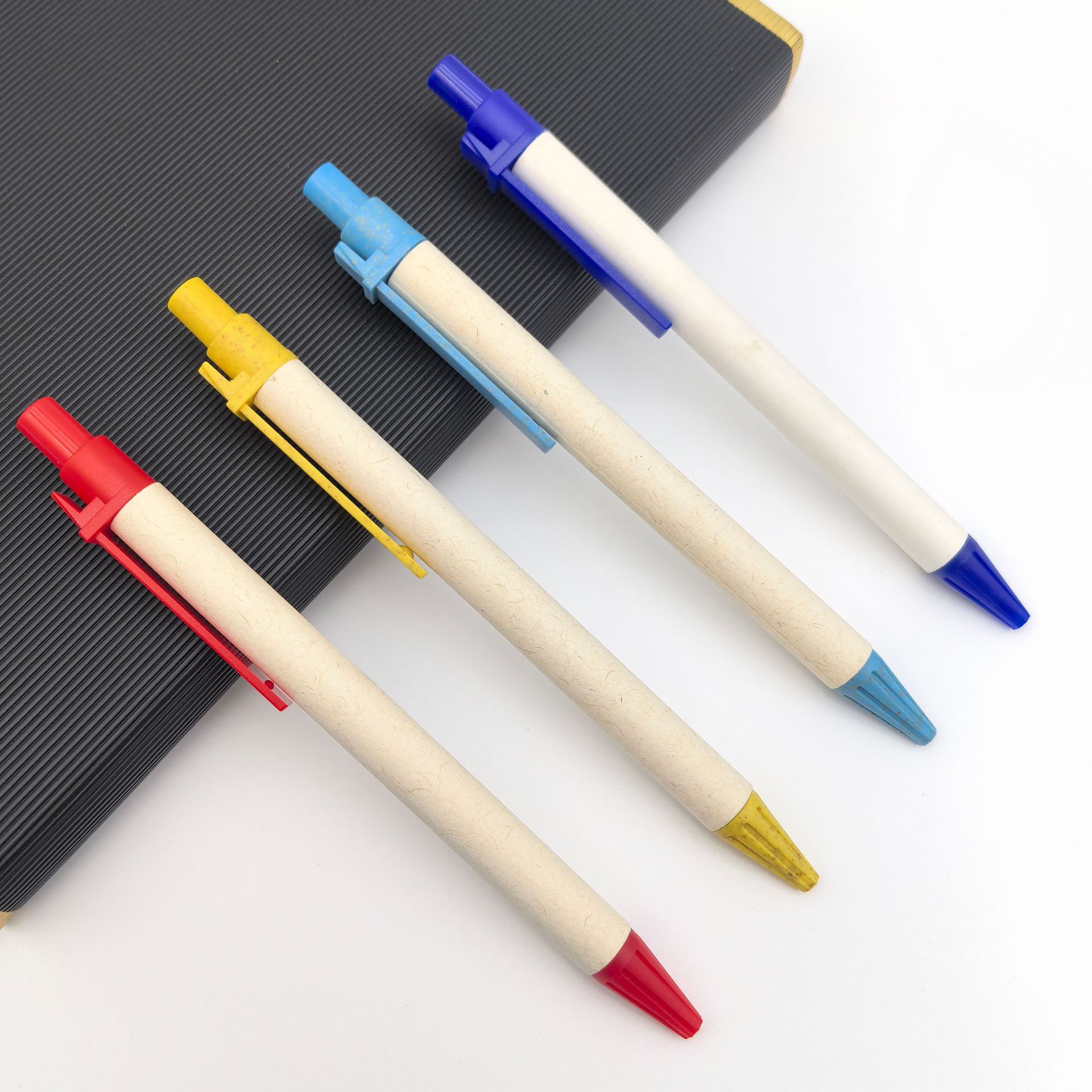 Presione bolígrafo de papel de color ecológico personalizado LOGO comercio exterior bolígrafo de tubo de papel blanco reciclado bolígrafo de caja de leche