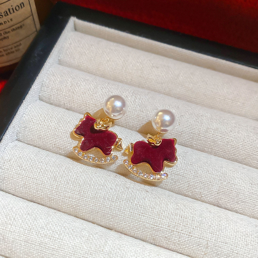 Oro verdadero eléctrico galvanis colgante de piedra pony pendientes collar ligero lujo nicho universal conjunto temperamento alta sensación de joyería mujer