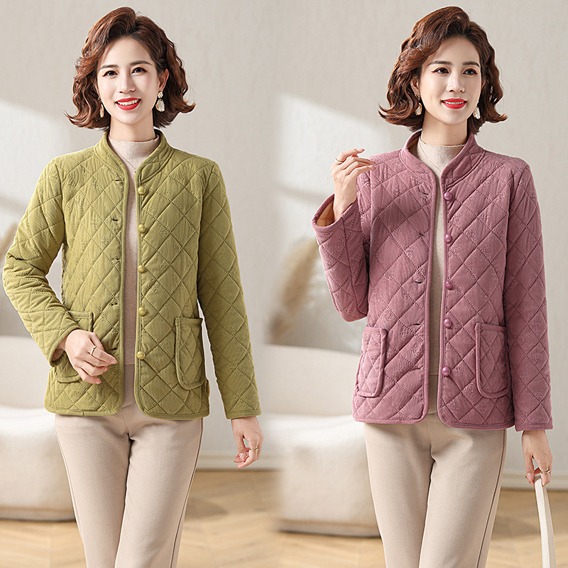 Middle-aged and elderly down cotton-padded jacket women's autumn and winter new outer wear light and warm cotton-padded coat inner wear small cotton-padded jacket mother coat Middle-aged and elderly down cotton-padded jacket women's autumn and winter new outer wear light and warm cotton-padded coat inner wear small cotton-padded jacket mother coat