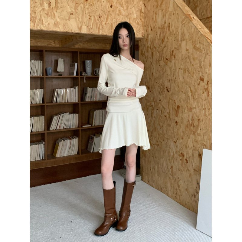 Real Shot in stock Slant Shoulder off-line Collar Knitted dress Women's Autumn and Winter Irregular Base Skirt