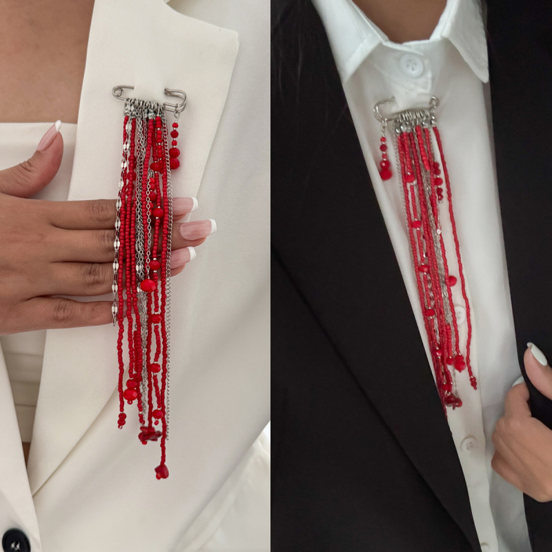 Cross-Border Ins Retro Tassel Commuter Multi-Purpose Pin Clothing European and American Brooch Long Beaded Crystal Decorative Brooch