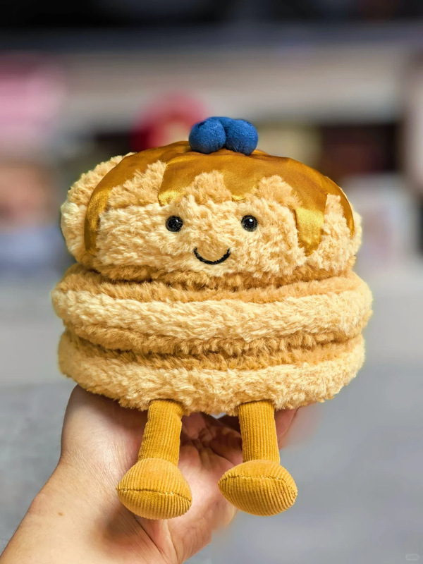 小さくて楽しい桃、桃のような柔らかいぬいぐるみ、人形、かわいい誕生日プレゼント|undefined