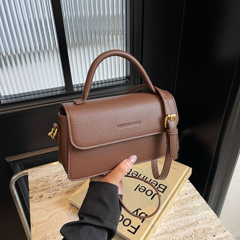 Vintage Brown Bag for Women 2024 New Autumn Versatile Crossbody Bag Ins Style Handheld Small Square Bag Must-Have