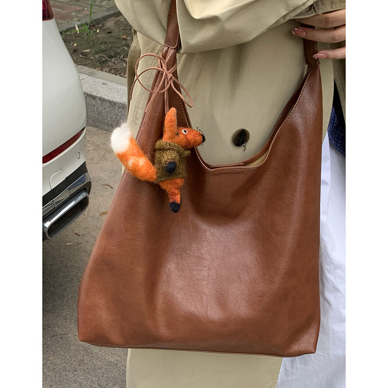 复古大容量腋下包通勤包包女2025新款纯色软面托特包简约单肩包|undefined