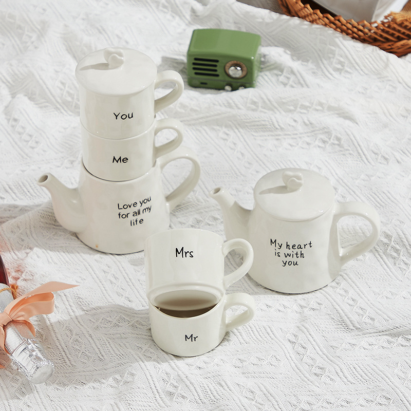 Creativo pareja olla taza de té de regalo del día de San Valentín cerámica tetera juego de té de la tarde traje de regalo