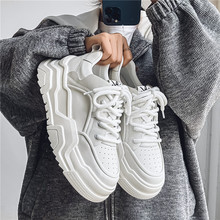 男鞋春季2025新款小白鞋百搭潮厚底增高板鞋男运动休闲老爹面包鞋