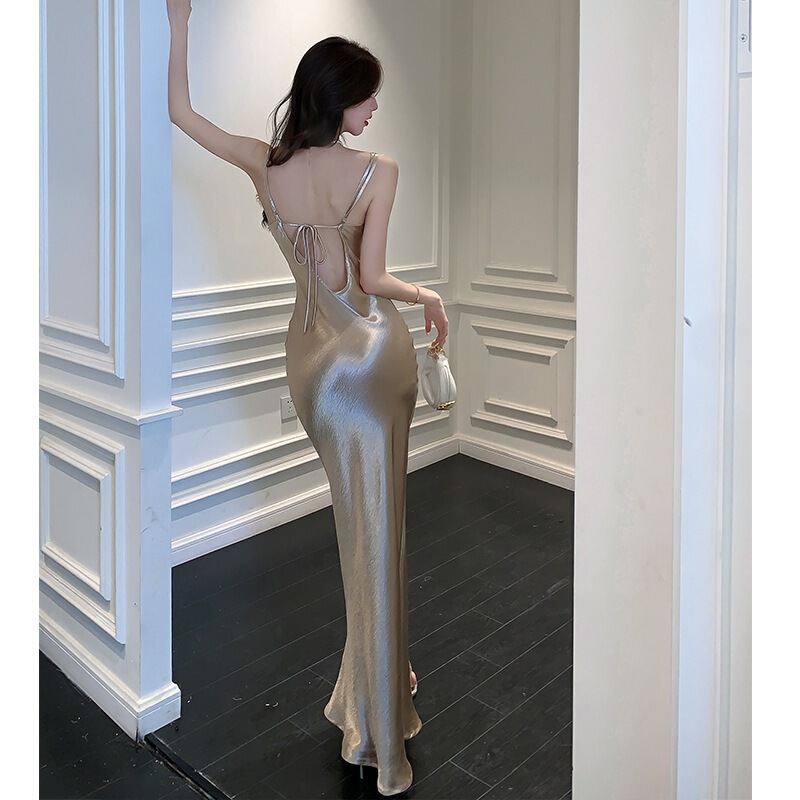 2026 Spring/Summer New Socialite Champagne Color Acetate Satin Slip Dress with Draped Collar and Shimmering Vacation Mermaid Gown 2026 Spring/Summer New Socialite Champagne Color Acetate Satin Slip Dress with Draped Collar and Shimmering Vacation Mermaid Gown