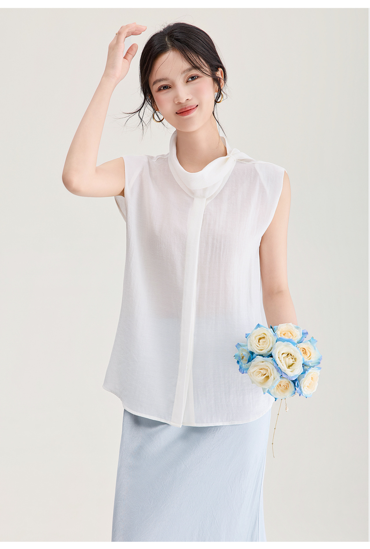 Áo thun nữ không đối xứng tay lỡ cổ trễ vai phong cách thiết kế — màu trắng chi tiết 20