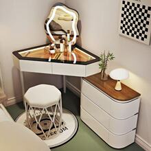 2025�¿ľС�����D�����Ƕ���һ�w����������y̨���ǻ��y��