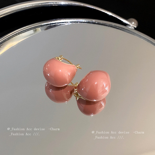 Real gold electroplating simple retro dripping oil bean earrings Dongdaemun temperament earrings high-end earrings wholesale for women