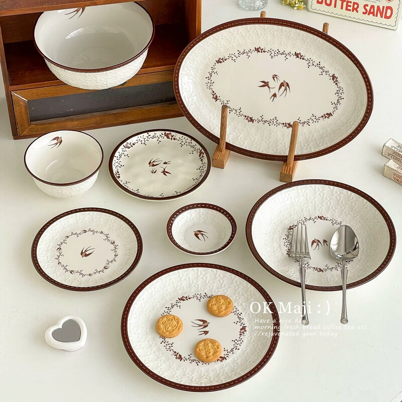 French-Style Vintage Ceramic Dinnerware Set for Home Use, Bowls and Plates, High-End Antique-Style, Housewarming and Wedding Gift French-Style Vintage Ceramic Dinnerware Set for Home Use, Bowls and Plates, High-End Antique-Style, Housewarming and Wedding Gift