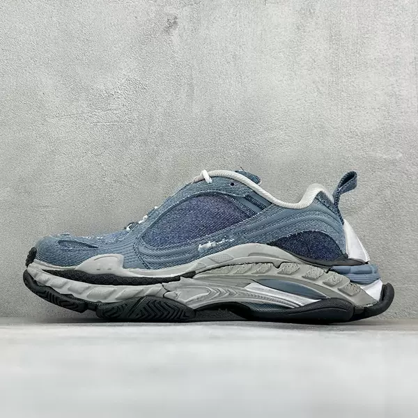 Triple S.2 denim dad shoes, Paris 24, distressed design, thick sole, height-increasing, casual shoes, unisex, trendy and versatile