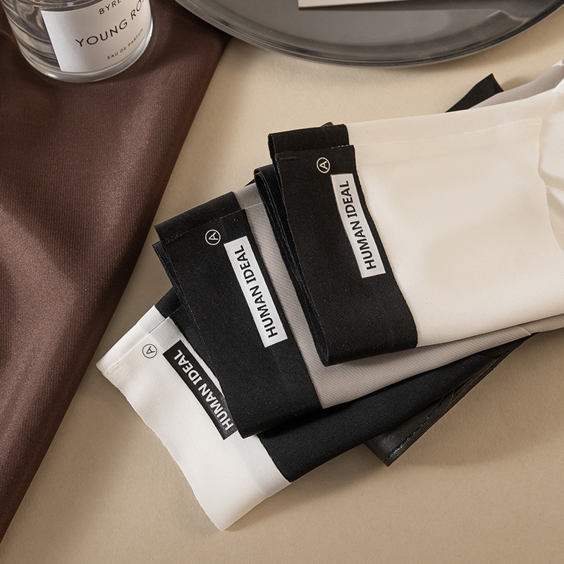 Deportes negros, blancos y grises, yoga sin costuras, nalgas de melocotón, sin costuras, deportes de seda de hielo, ropa interior de entrepierna antibacteriana de algodón puro, refrescante