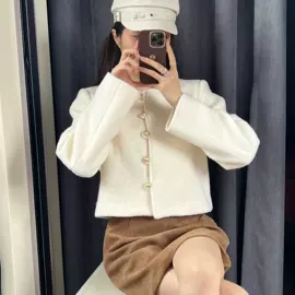 连衣裙;休闲裤;女式T恤