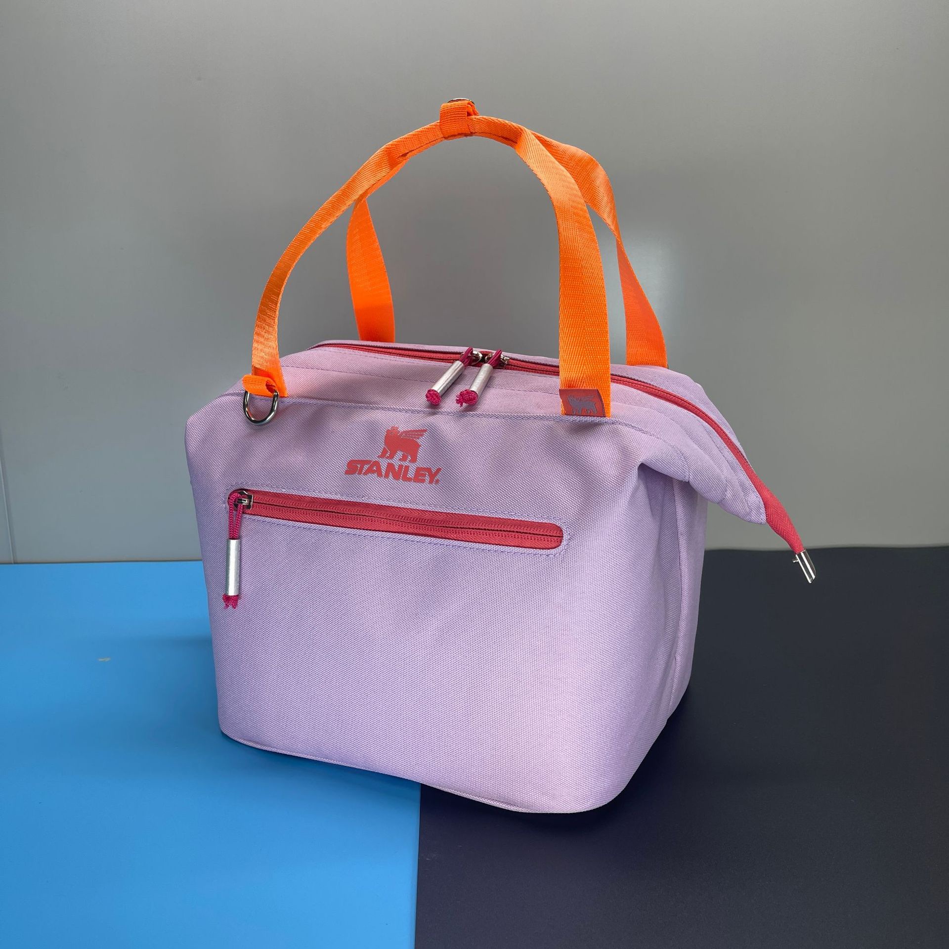 후추 보라색 가방은 당일 배송 준비가 되어 있습니다.