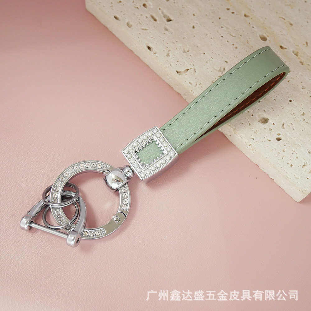 Nuevo anillo hebilla herradura hebilla brillante microfibra cuero coche llavero moda llavero cintura colgante regalo al por mayor