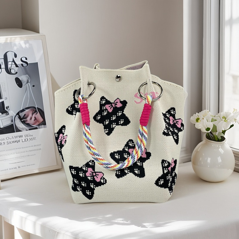 Nuevo estilo bolso de hebilla tejido bolso de punto hebilla magnética tridimensional bolso de mano bolso de embrague fabricante de bolsos tejidos al por mayor