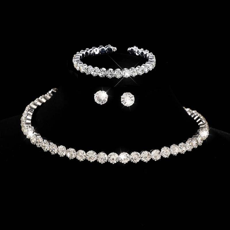 한 줄의 실버 세트 3