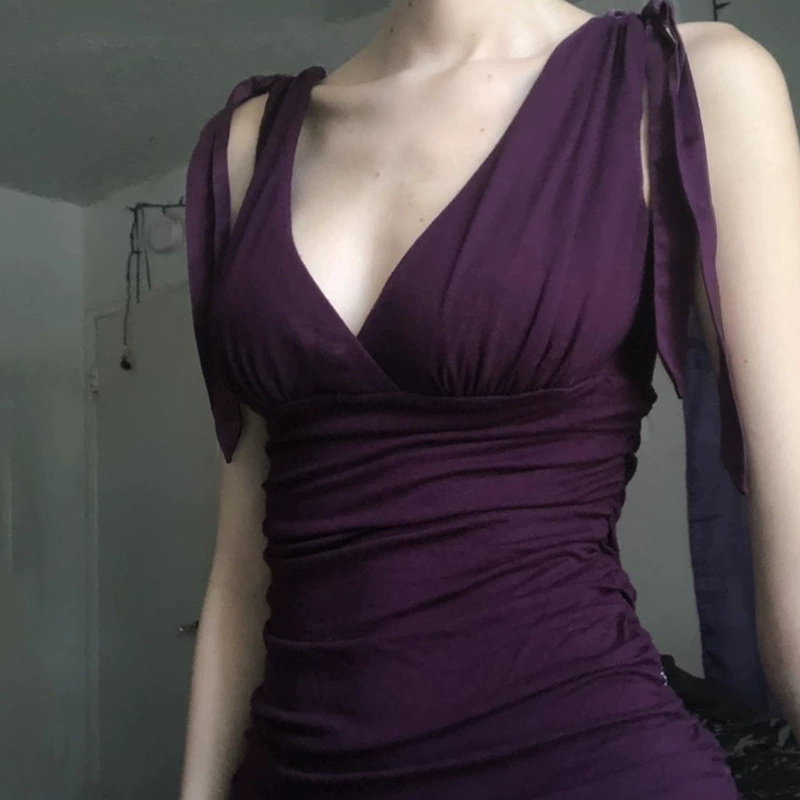 Внешняя торговля темперамент ретро сексуальная низкая грудь с глубоким V ремешком жилет элегантный