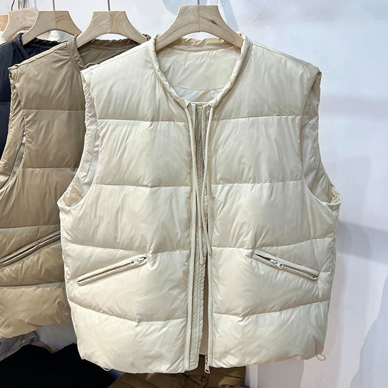2025 秋と冬の新ファッション多用途スタンドカラーベストジャケット女性のラウンドネックジッパーポケットチョッキベストトップトレンディ|undefined