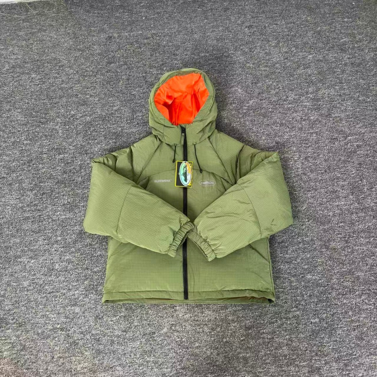 887绿色