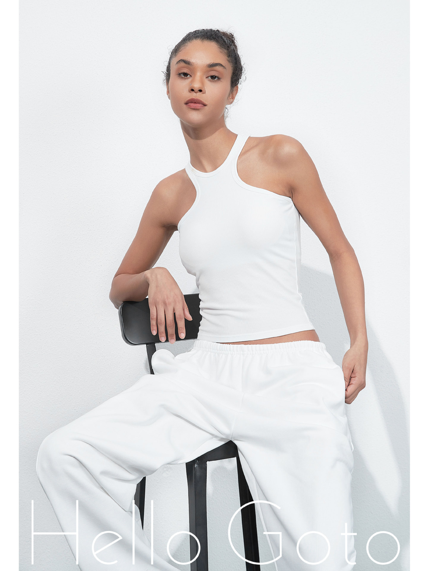 908 design niche unique upgraded version deep-dig shoulder halter neck worker back integrated cup European and American hot girls fashionable vest