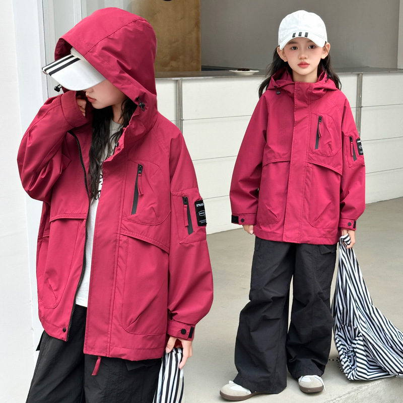 女童冲锋衣外套2025秋冬新款女大童洋气时髦工装连帽上衣潮酷秋装|undefined