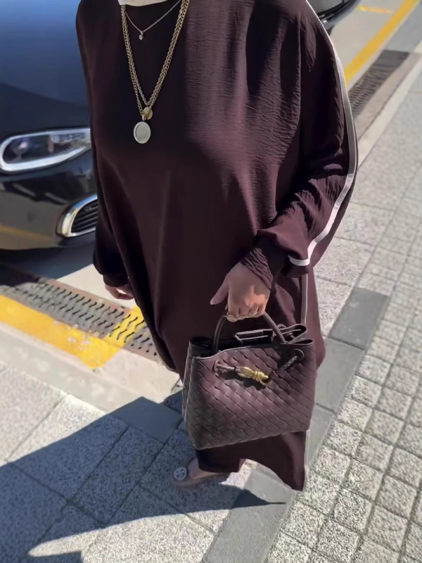 中东沙特阿拉伯跨境女装时尚休闲套装圆领镶边开叉长衫长裤两件套|undefined