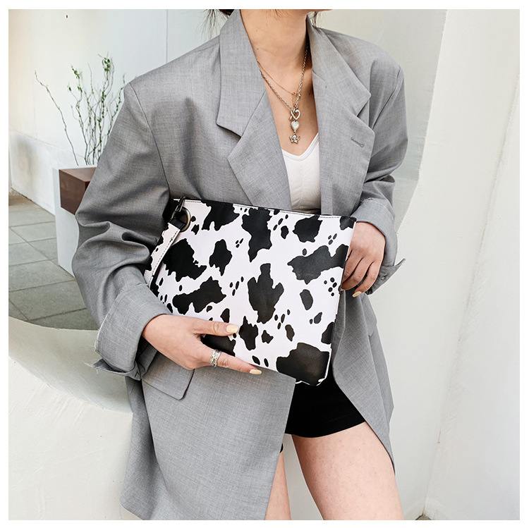 Women's Small Pu Leather Cows Zebra Leopard Vintage Style Classic Style Square Zipper Clutch Bag display picture 18