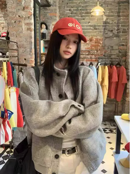 High-End Gray Short Woolen Coat for Women, Spring and Autumn 2026 New Vintage Thickened Stand-Collar Jacket, Loose Top