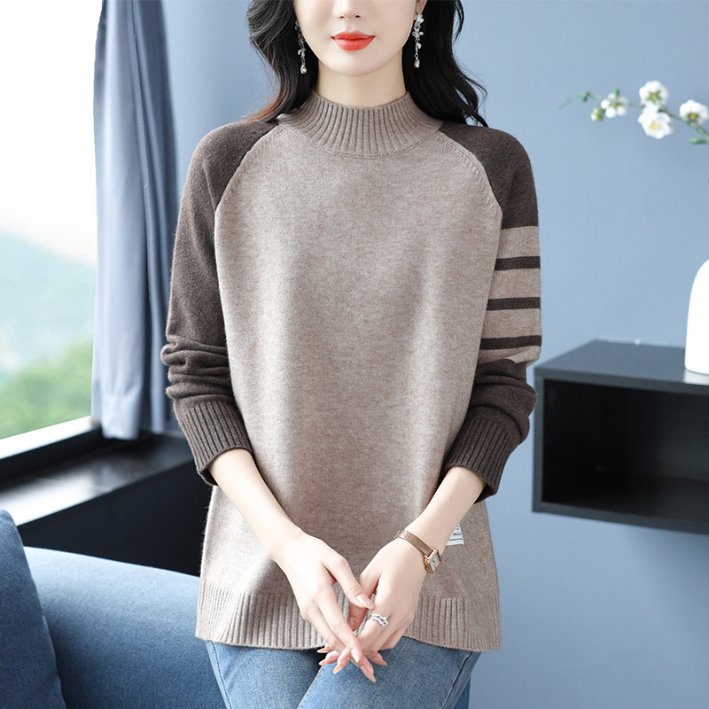 秋冬毛衣女高端胖mm宽松特大码女装拼色妈妈针织内搭打底衫