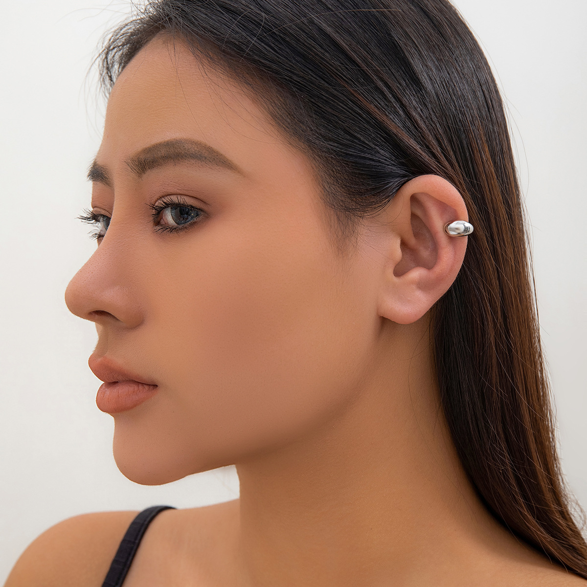 Water Drop Stud Earrings Minimalist Punk Style Drop Earrings_voghion.com