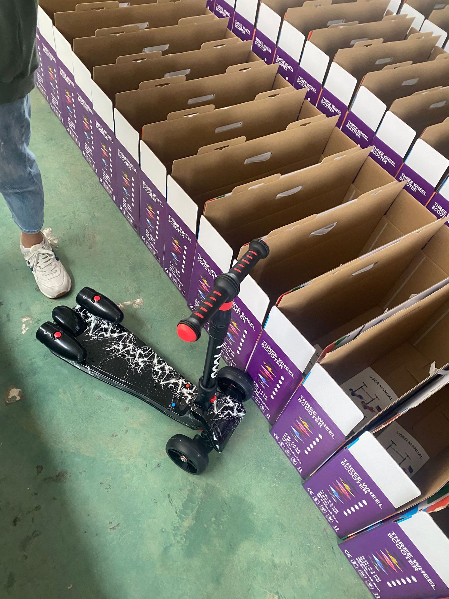 kids fire scooter 24.jpg