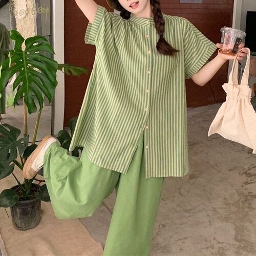 Japanese mint mambo suit for women's summer 2026 new style short-sleeved striped shirt, high waist and wide leg culottes, two-piece set