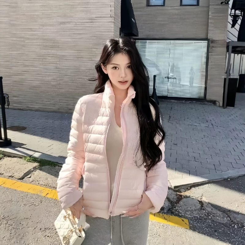 2026 Moncler Stand Collar Lightweight Slim-Fit down Jacket for Women, Fashionable Casual Waist-Cinching Slimming Coat for Autumn and Winter 2026 Moncler Stand Collar Lightweight Slim-Fit down Jacket for Women, Fashionable Casual Waist-Cinching Slimming Coat for Autumn and Winter