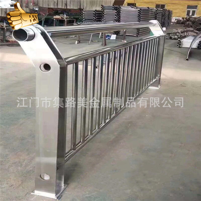 现货桥梁不锈钢护栏大桥两侧隔离栏杆不锈钢河道景观防碰撞护栏